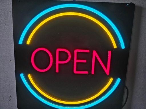 OPEN NEON LIKE SIGN